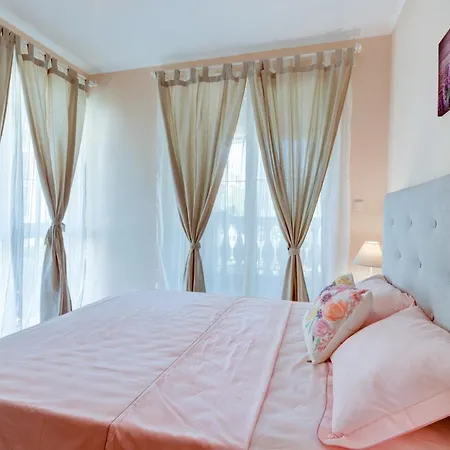 Venera & Anastasia Palace