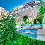Venera & Anastasia Palace Apartament Słoneczny Brzeg