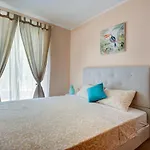 Venera & Anastasia Palace Apartament