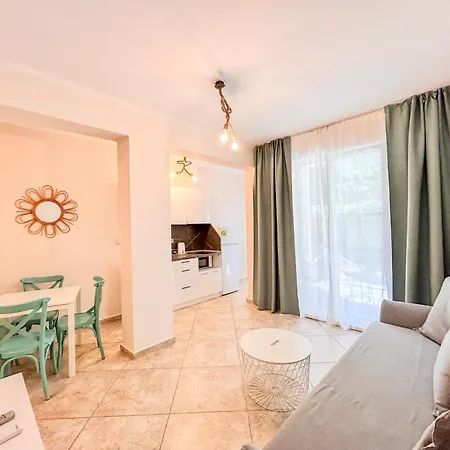 Venera & Anastasia Palace