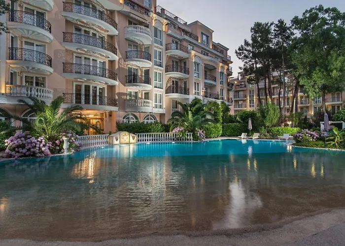 Venera & Anastasia Palace Апартаменти *