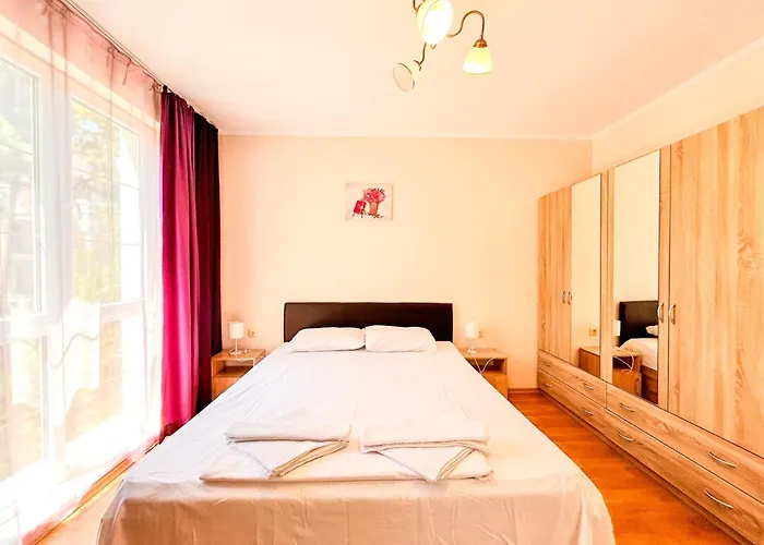 Venera & Anastasia Palace *