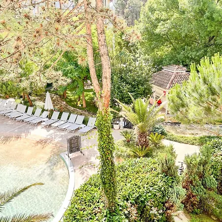 アパート Venera & Anastasia Palace *