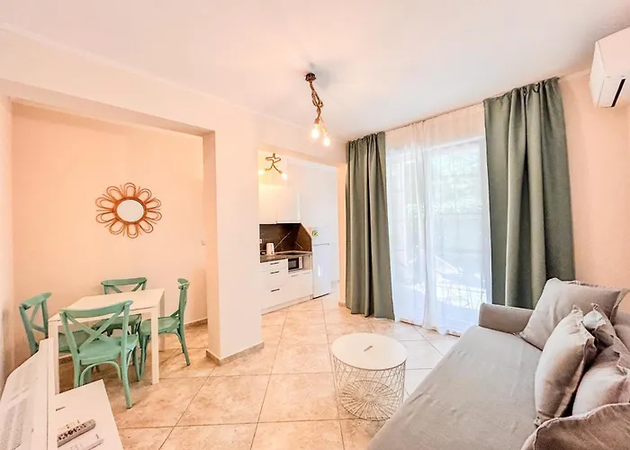 Venera & Anastasia Palace