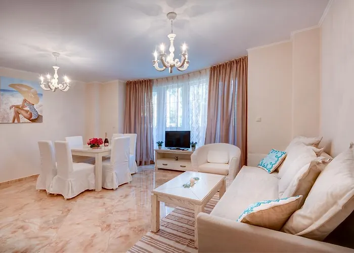 Venera & Anastasia Palace